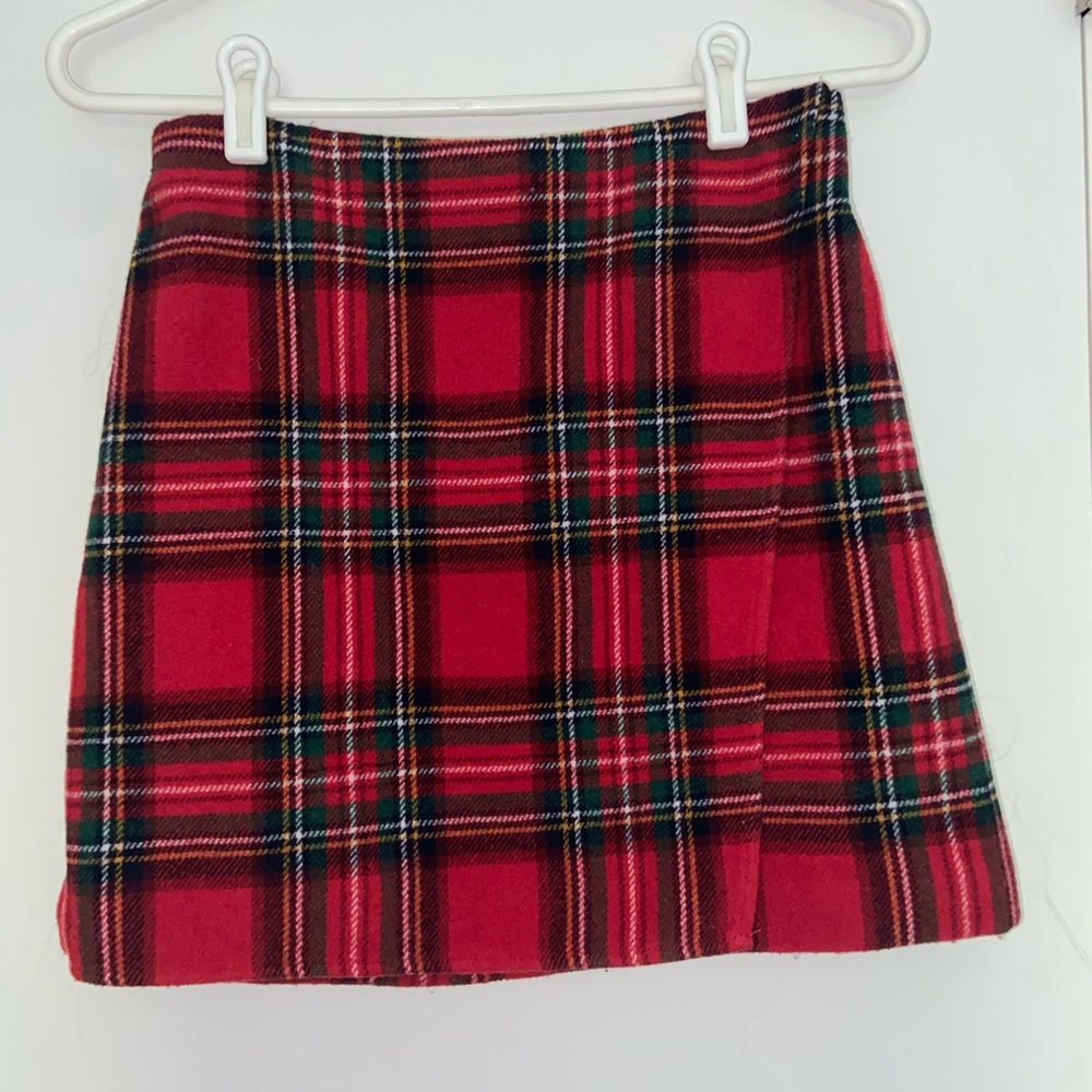 HOLLISTER plaid fold skirt